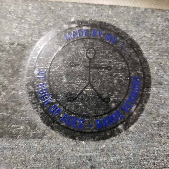 Vermont Granite Sculpture of Odie the Dog - Picture 3 of 6